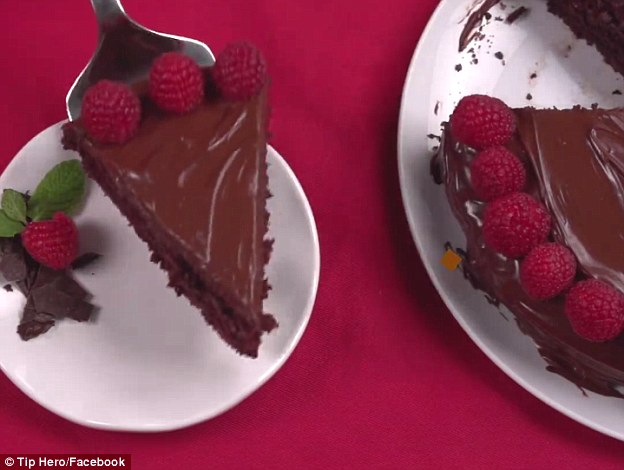 It is possible: The original cake was topped with a chocolate frosting and raspberries 