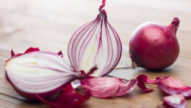 Amazing Onion Benefits For Skin And Hair That You Must Know!