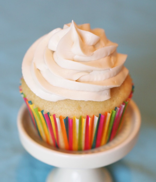 Vegan & Gluten-Free Vanilla Cupcakes with Dairy-Free Buttercream Frosting