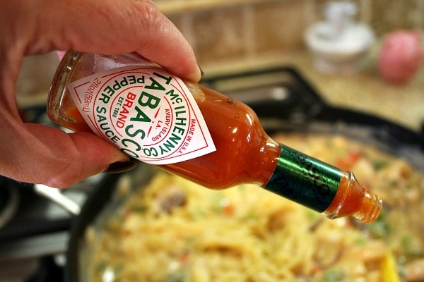 adding tabasco sauce to chicken spaghetti casserole